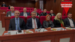 AKP, İzmit bütçeye çekimser kaldı “Reklama ayrılan bütçe afete ayrılmadı!”