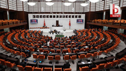En düşük emekli maaşına zam maddesi TBMM’de kabul edildi!