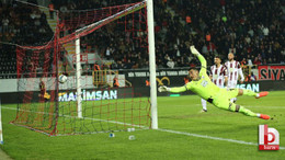 1.Lig'de perde farklı açıldı: 4-0