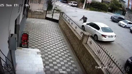 Kocaeli’de ilginç kaza: Çarpıp kaçtı, scooter aklına gelince geri döndü