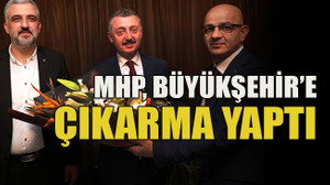 MHP, Büyükşehir’e çıkarma yaptı