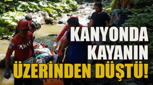 Kanyonda kayanın üzerinden düştü!