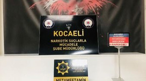 Kuryelerin midelerinden uyuşturucu çıktı!