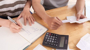 Halk borcuyla baş başa