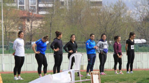 İzmitli sporcular Bursa’dan rekorla döndü