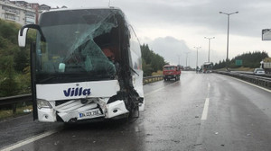 Feci kaza sebebiyle kapanan TEM trafiğe açıldı