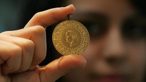 Altın fiyatları kritik sınırın altına geriledi