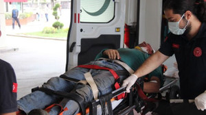 Çatı çöktü, tadilat yaparken 6 metreden düştü!