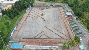 Derince Stadı yenileniyor