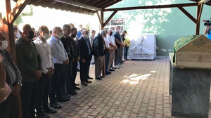 Pikabın altında kalan genç kurye son yolculuğuna uğurlandı