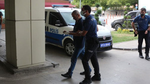 Baba ve oğul alkol masasında birbirini bıçakladı!