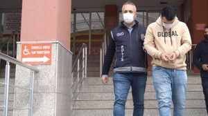 Durdurulan araçtan kaçak göçmen çıktı