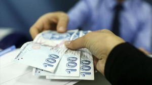 Asgari ücret yetersiz: Zamlar ve kur artışlarıyla dolar karşısında eridi