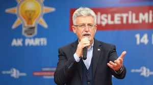 “Bu salon, yalandan medet umanlara çok şey söylüyor”