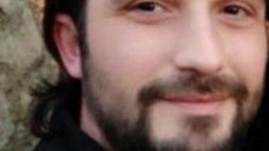 Üniversitenin otoparkında silahla vurulmuş halde bulundu