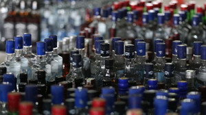 Alkol değil yüksek vergi öldürüyor