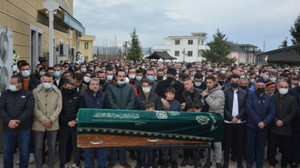 Çalıştığı iş yerinde hayatını kaybeden işçi toprağa verildi