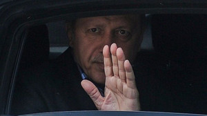 Erdoğan, en beğenilen siyasetçilerde ilk üçe giremedi!