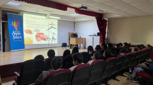 Çocukluk döneminde sağlıklı ve doğru beslenme şart