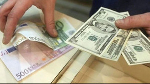 Dolar ve Euro güne yükselişle başladı