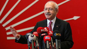"Eğer seçim normal zamanında yapılırsa Erdoğan üçüncü kez aday olamaz"