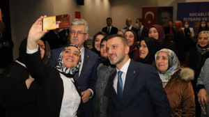 Kandemir, AKP Kocaeli Teşkilatıyla bir araya geldi