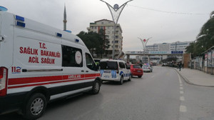 Kocaeli’de iki araç çarpıştı: 3 yaralı