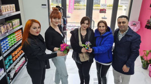 Polat’tan Körfezli kadınlara çiçek