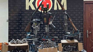 Silah kaçakçılarına 44 gözaltı