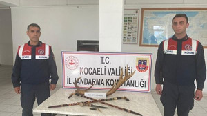 Atölyeye çevirdiği evinde suikast bilekliği üretmiş