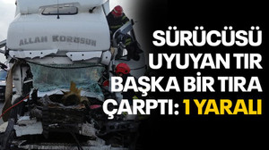 Kocaeli'de sürücüsü uyuyan tır, başka tıra çarptı
