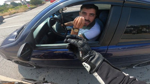Kazadan son anda kurtuldular! TARTIŞMANIN SONU İLGİNÇ BİTTİ