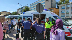 İntihara kalkışan şahıs ambulanstan da kaçtı!