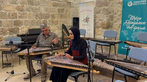 Filistinli çocukların kanun şöleni!