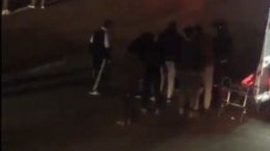 Kaza yapan motosikletli kurye AĞIR YARALANDI!