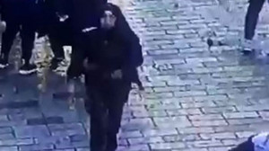 Beyoğlu’na bombayı bırakan kadın teröristin kaçma anı kameraya yansıdı