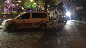 İzmit Acısu'da silahlı kavga! Mermi, yoldan geçen aracın camına isabet etti