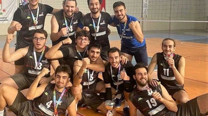 GTÜ Voleybol Takımı'ndan büyük başarı!