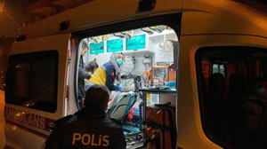 Darp ettikleri gencin üzerine kurşun sıktılar, vurulmayınca bıçakladılar