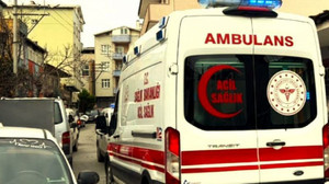 Silahını temizlerken kendini yaraladı
