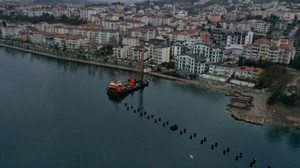 Günde 3 kazık çakılıyor