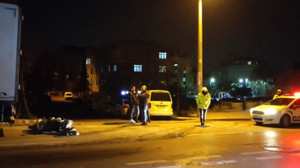Otomobil ile çarpışan motosikletin sürücüsü yaralandı