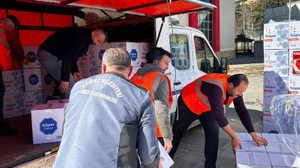 Deprem bölgesine günde 50 sefer yapılıyor