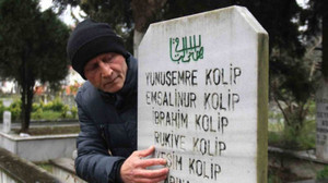 Aynı acıyı tam 24 yıldır yaşıyorlar, 11 mezar yan yana