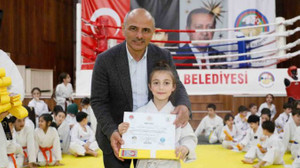 Körfez’de 100 sporcuya yeni kuşak