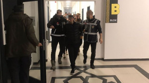60 bin TL değerinde ziynet eşyası çalan 3 şüpheli yakalandı