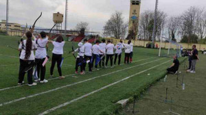 İlk yarışmalarından 9 madalya ile döndüler