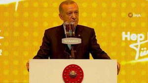 Erdoğan: Zafer sarhoşluğu içerisinde yola devam edemeyiz