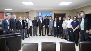 AKP’ye ilk hayırlı olsun ziyareti şehit yakınları ve gazilerden