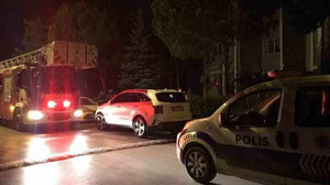 Çilingir açamadı, itfaiye geldi